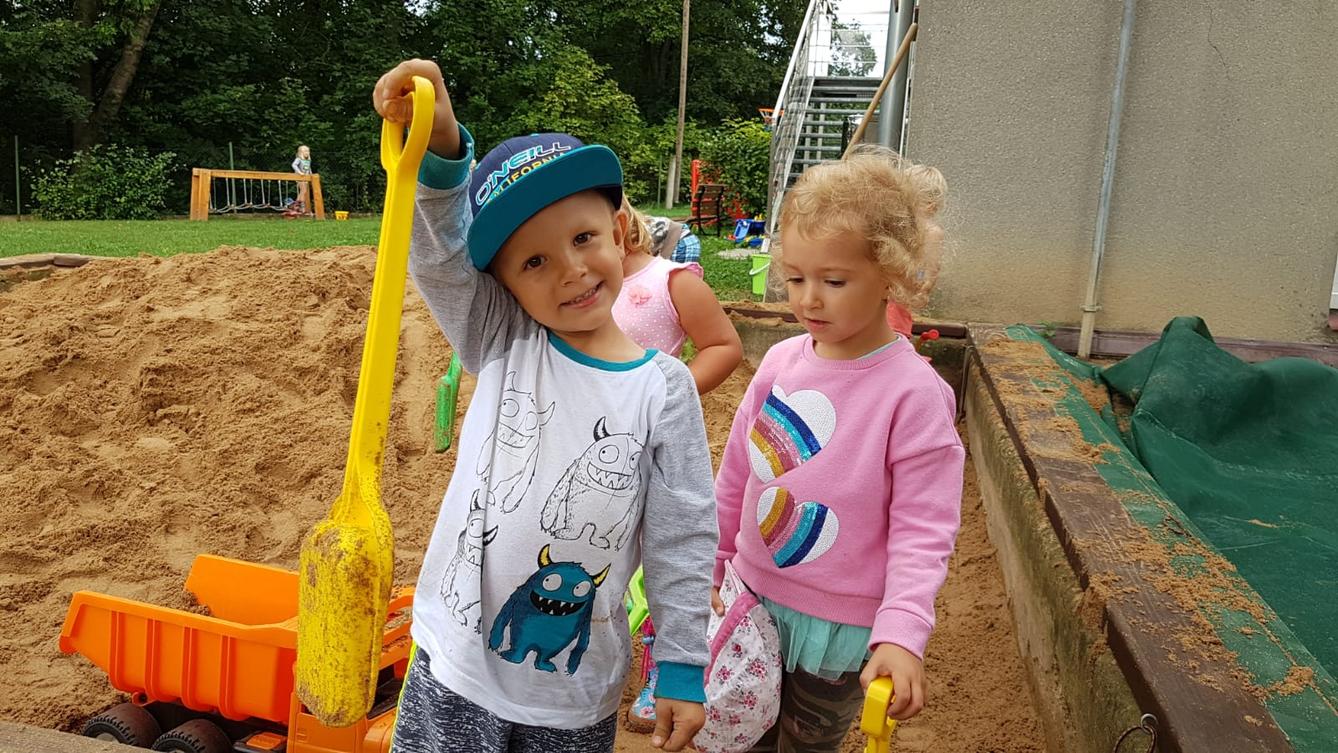 Užíváme zahrady!!!! :-) - 11