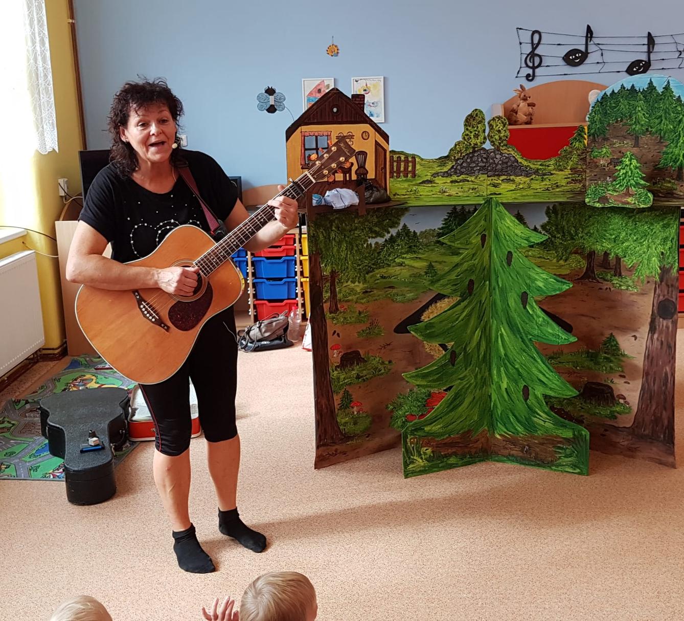 Divadýlko v MŠ: "Jak Jeníček zlobil" - 2