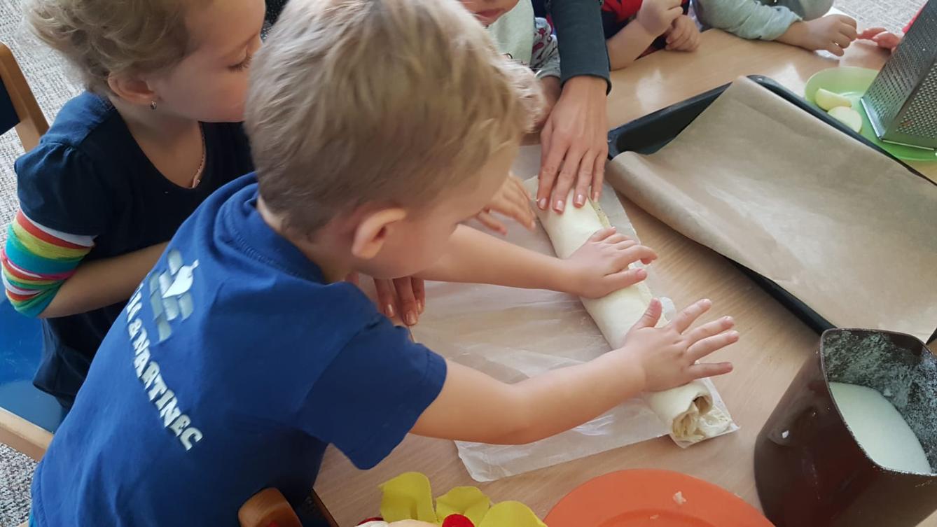 Broučci: "štrůdlíčkování" - 14