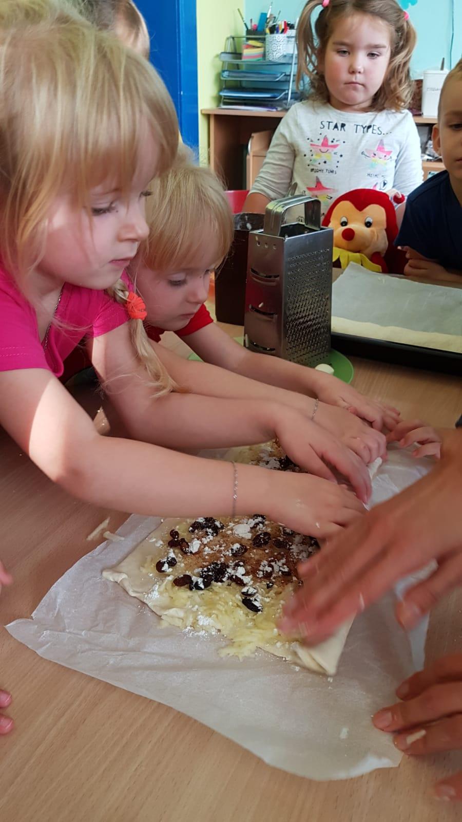 Broučci: "štrůdlíčkování" - 26