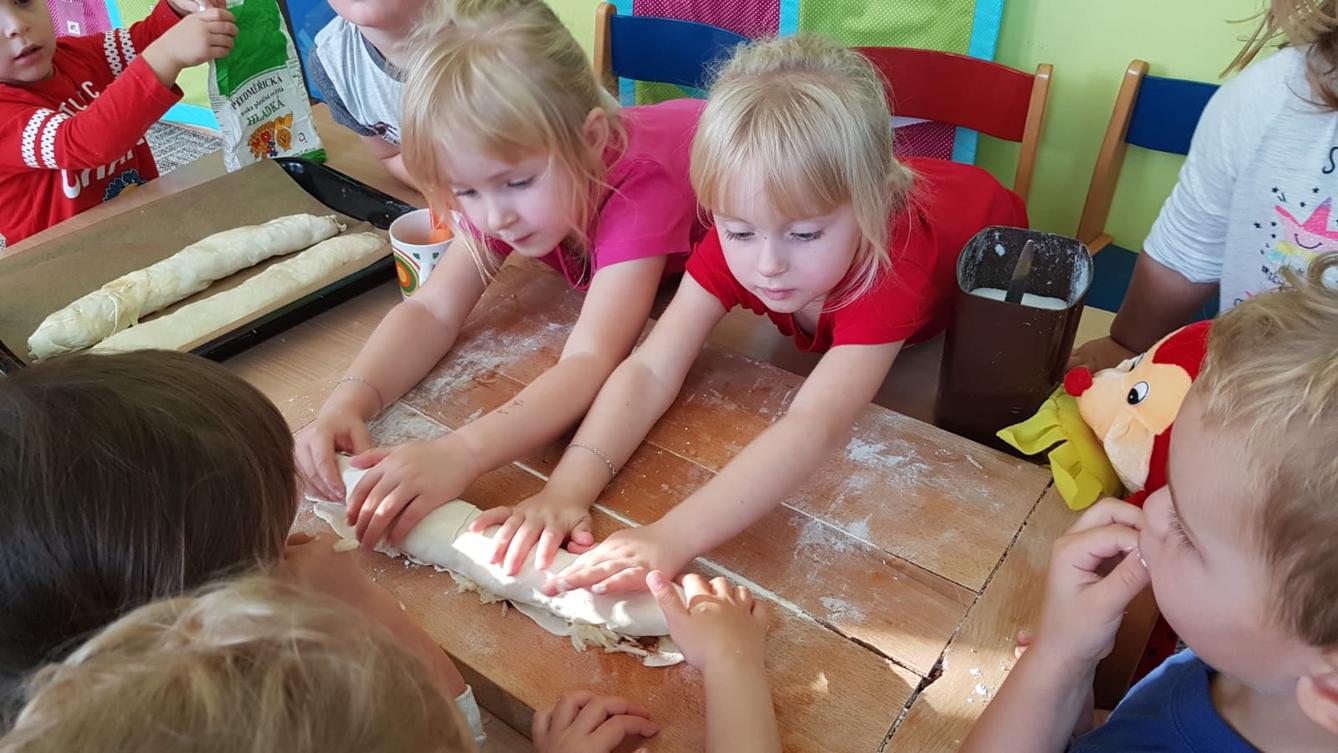 Broučci: "štrůdlíčkování" - 36