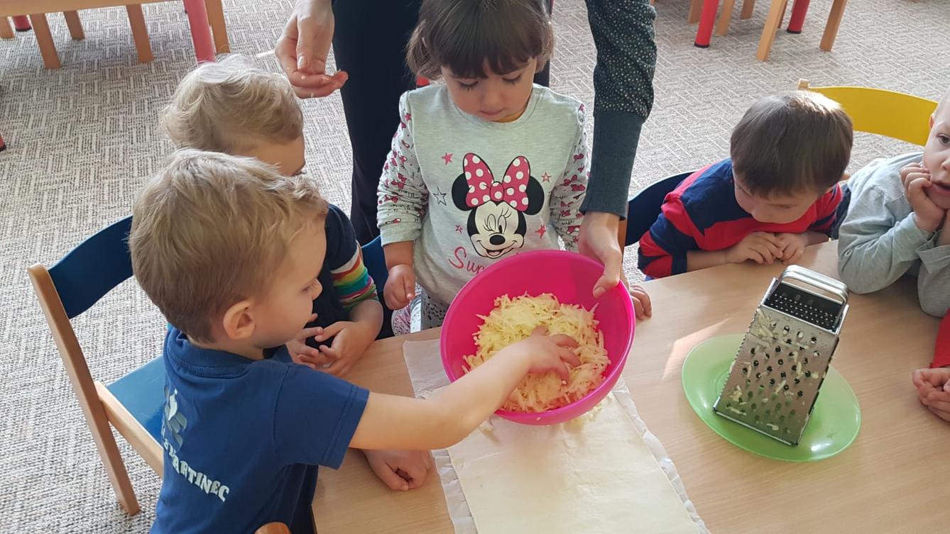 Broučci: "štrůdlíčkování" - 38