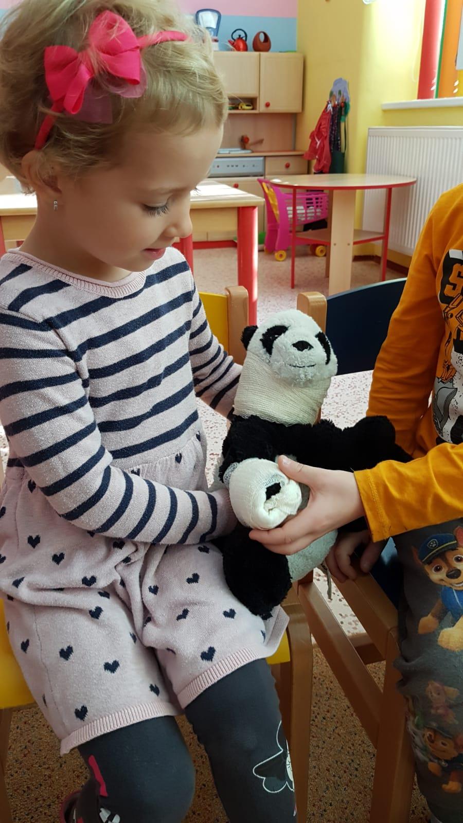 "Když hračky stůňou" - 40