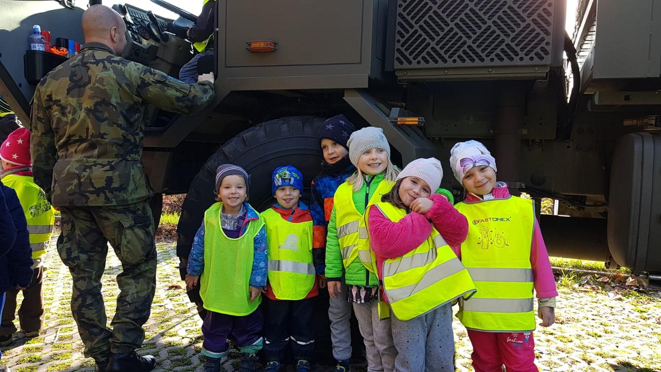 Návštěva u vojáků II. - 18