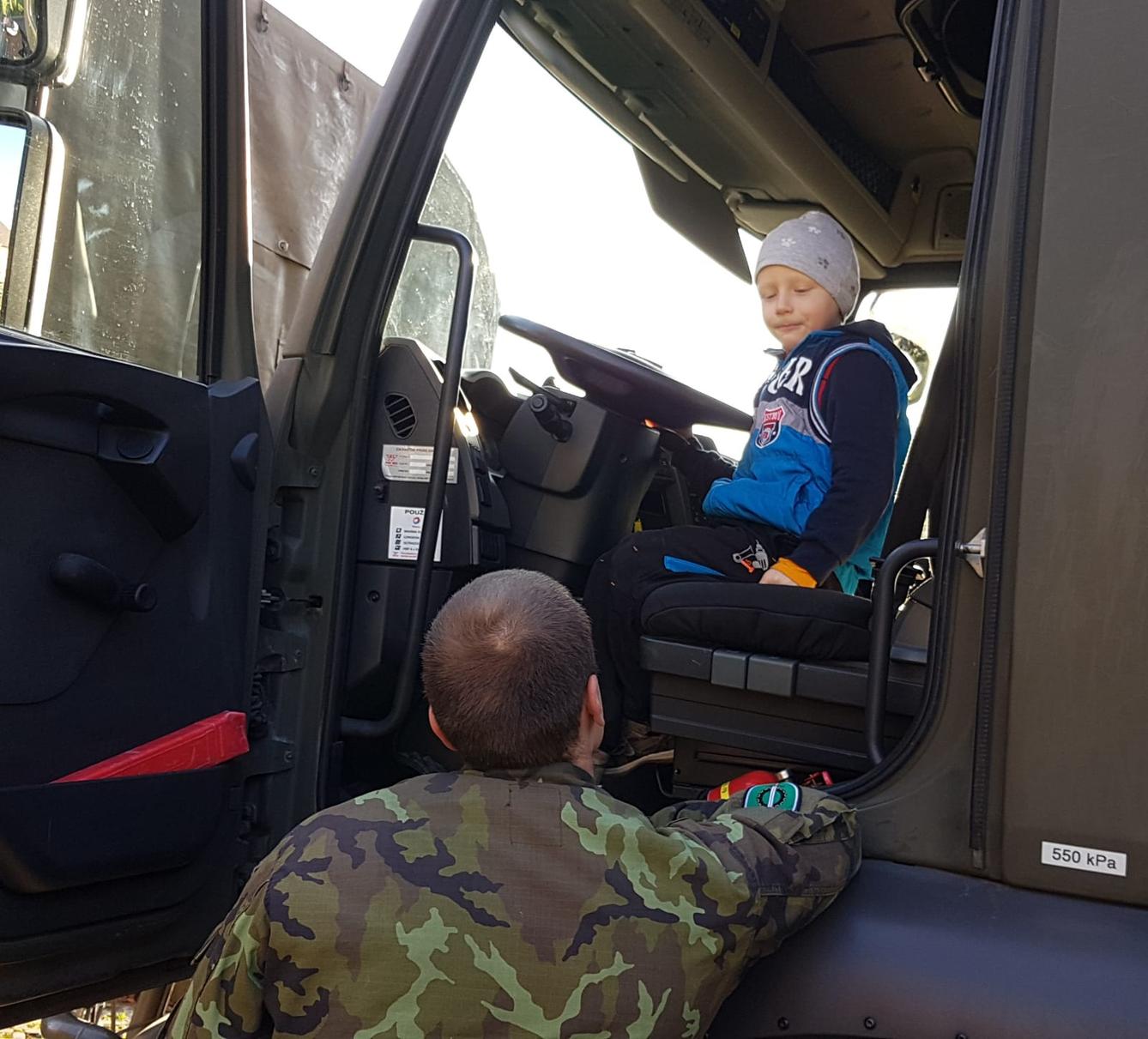 Návštěva u vojáků II. - 22