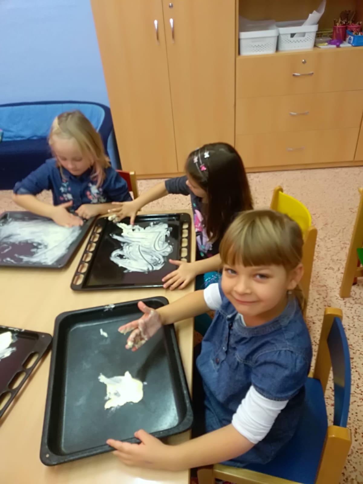 příprava na Vánoce: pečeme perníčky:-) - 3