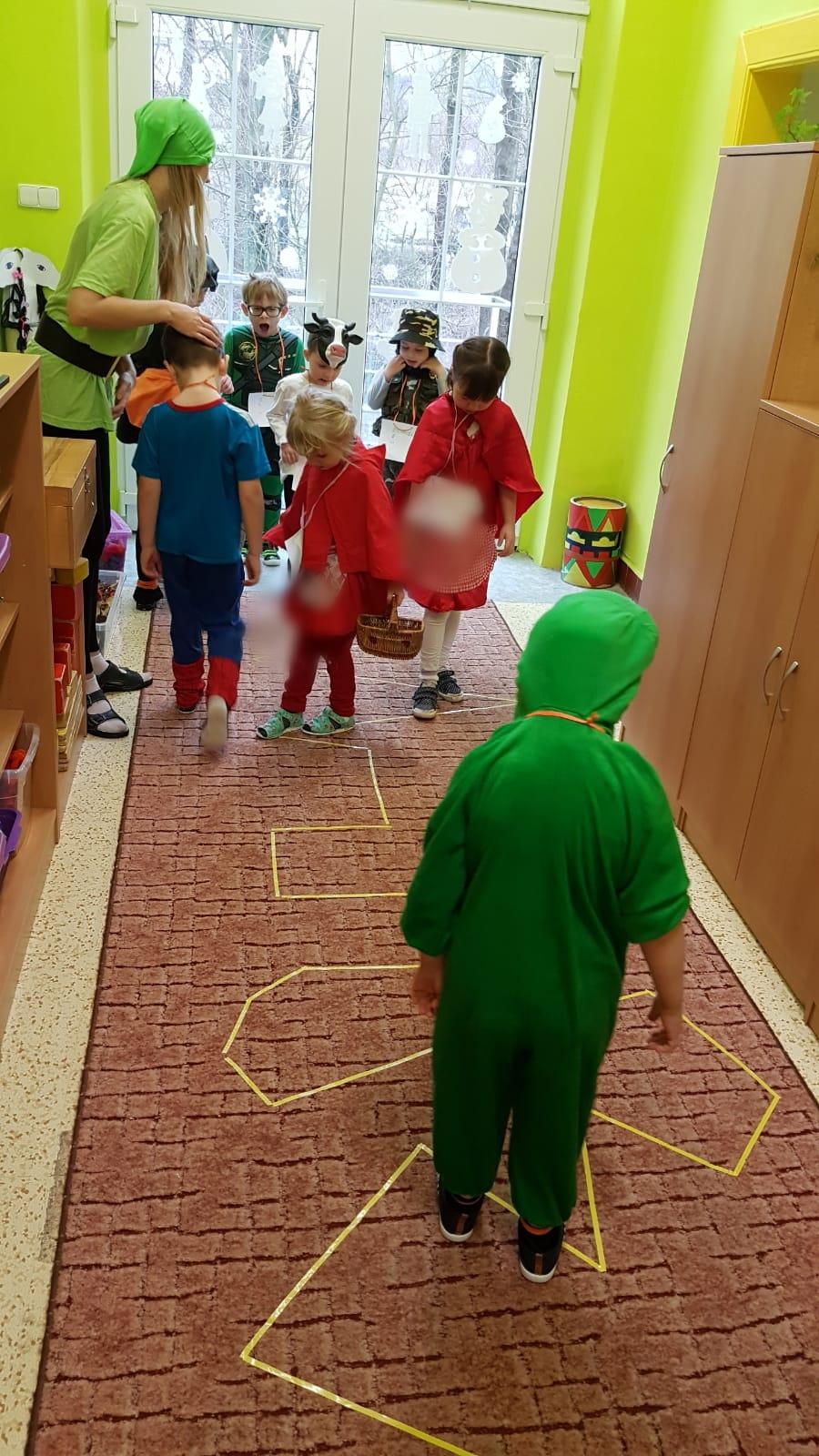 KARNEVALOVÉ DOPOLEDNE v MŠ - 18