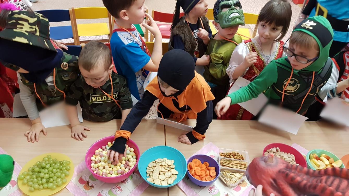 KARNEVALOVÉ DOPOLEDNE v MŠ - 21