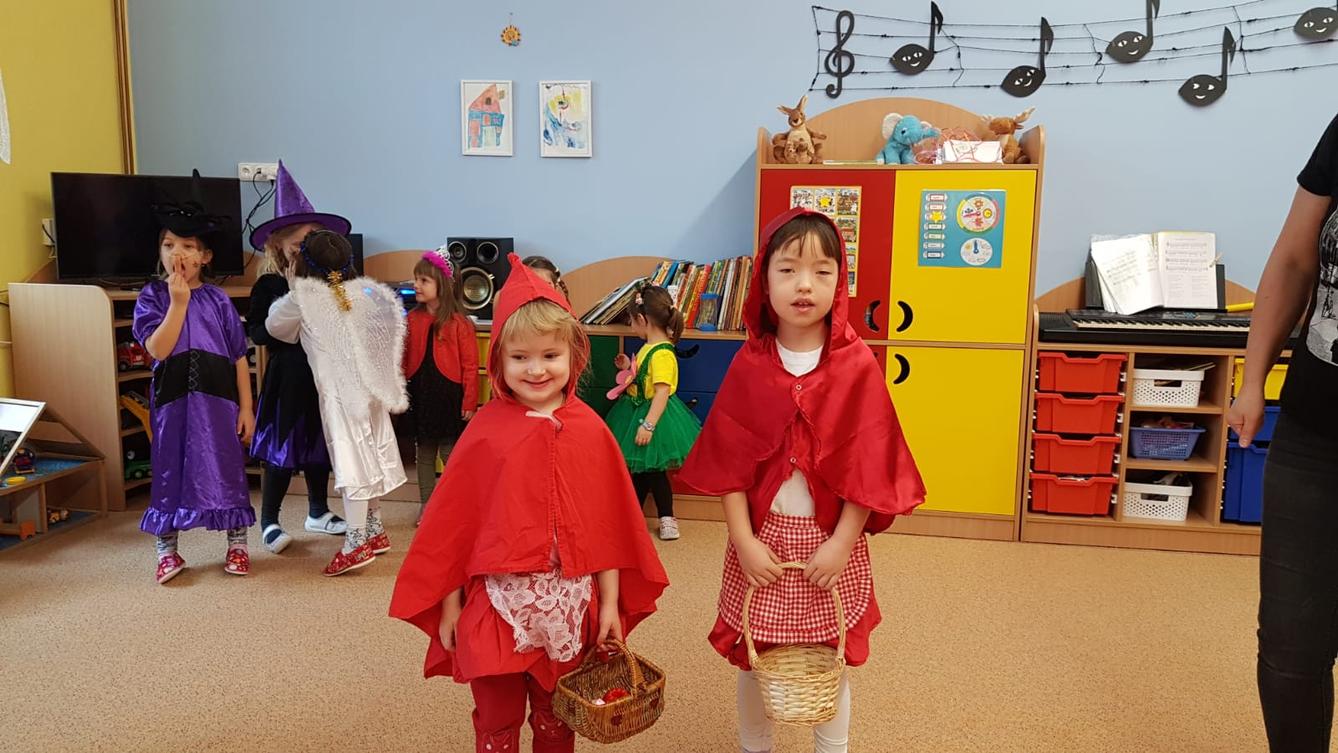 KARNEVALOVÉ DOPOLEDNE v MŠ - 42