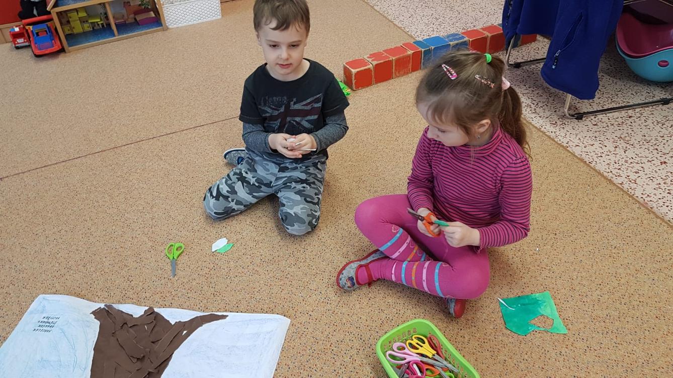 Vzpomínáme na školku: "Rozkvetlé jaro u Klokánků" - 19