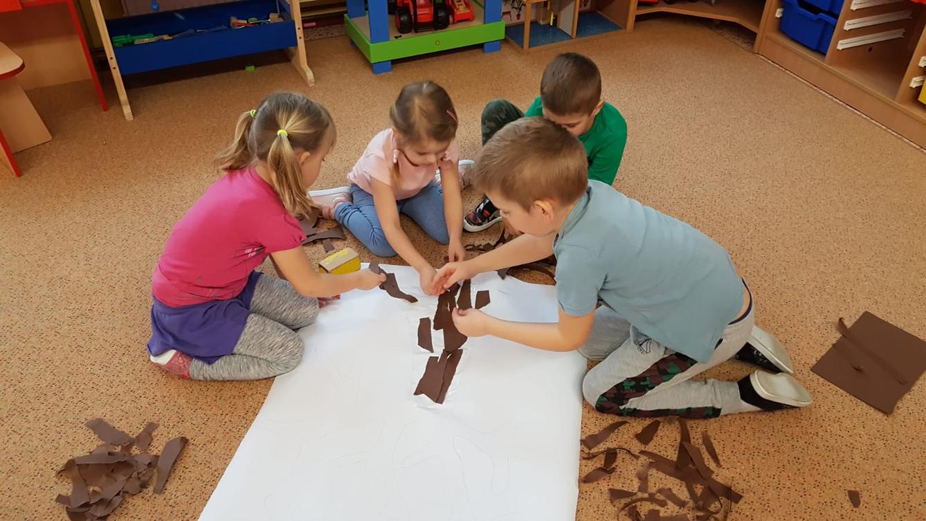 Vzpomínáme na školku: "Rozkvetlé jaro u Klokánků" - 25