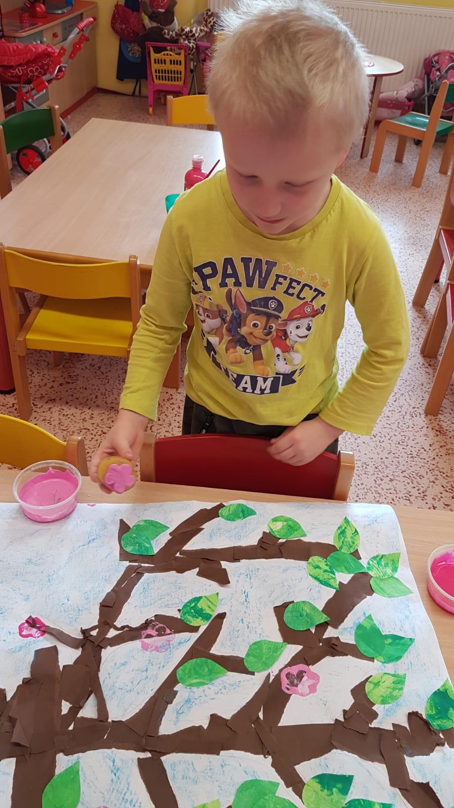 Vzpomínáme na školku: "Rozkvetlé jaro u Klokánků" - 36