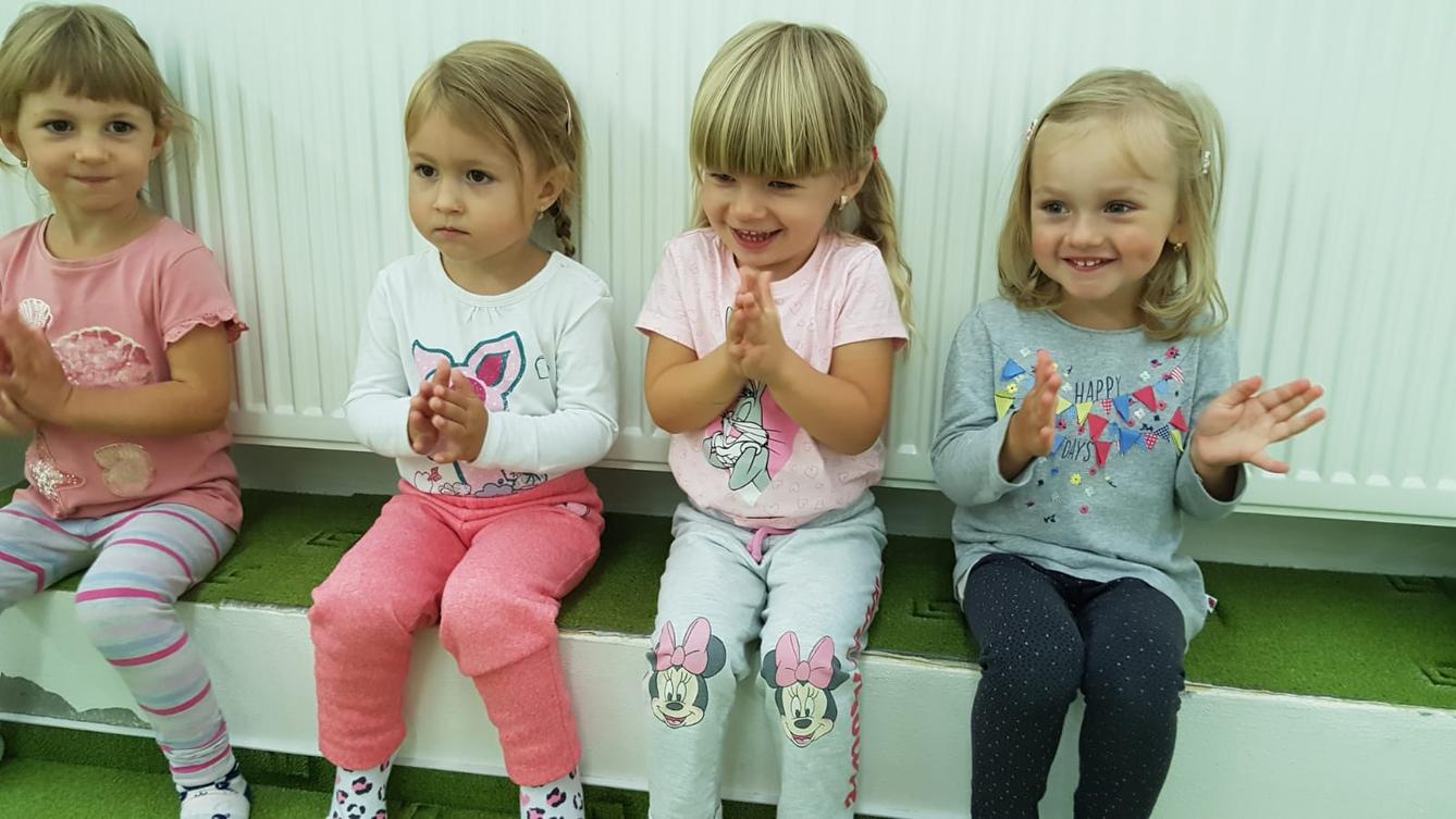 Broučci: "pracujeme a cvičíme" :-) - 2