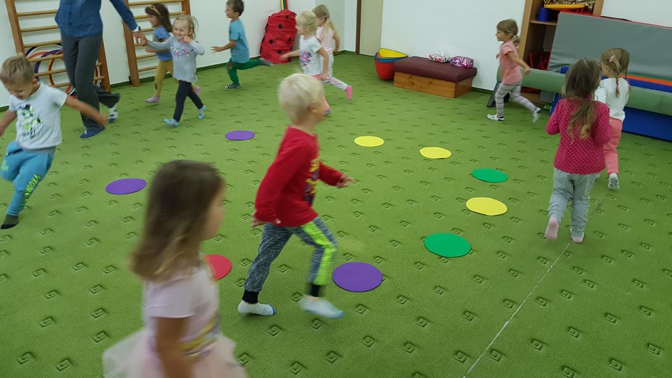 Broučci: "pracujeme a cvičíme" :-) - 3