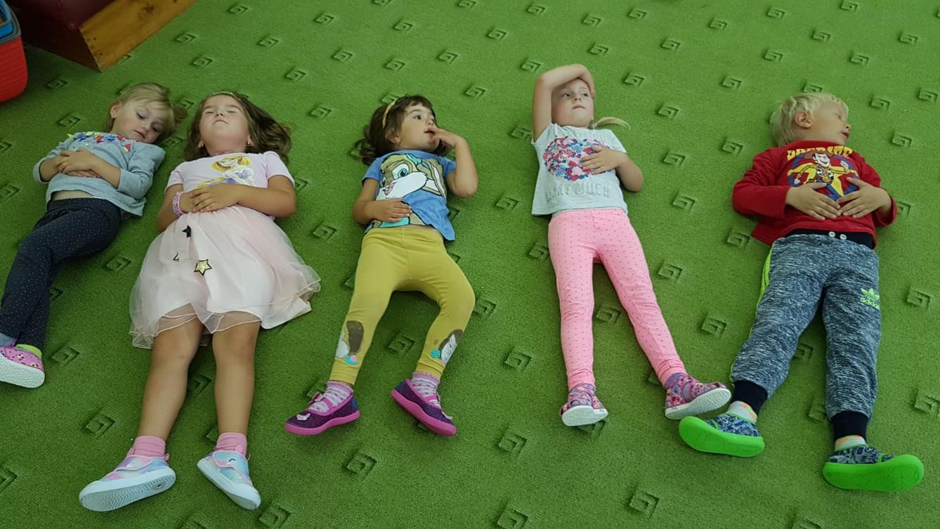 Broučci: "pracujeme a cvičíme" :-) - 20