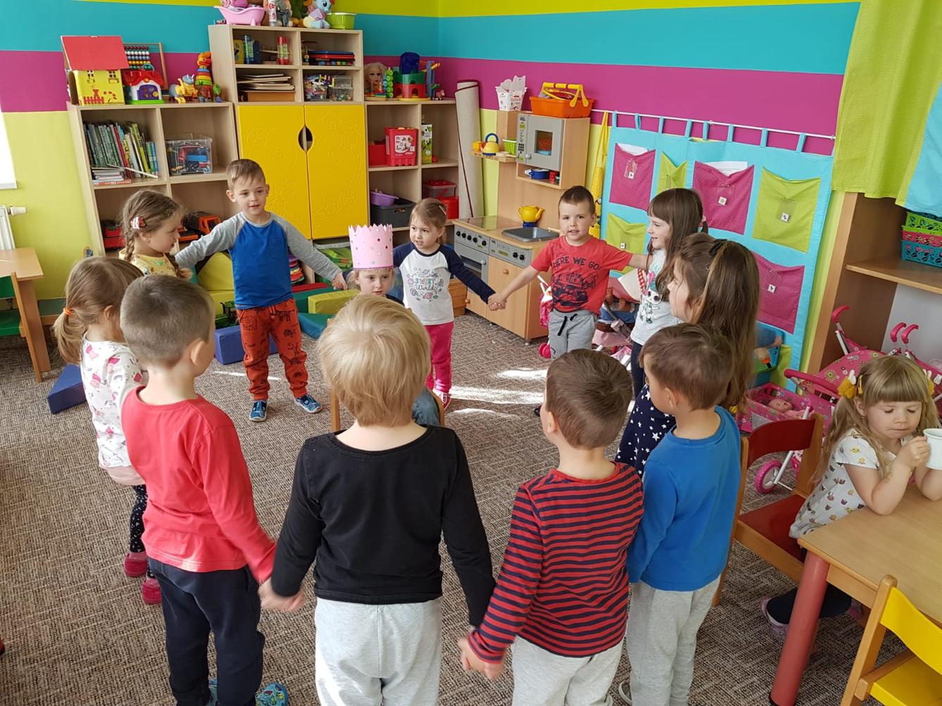 Broučci slaví: Markétka měla narozeniny :-) - 2