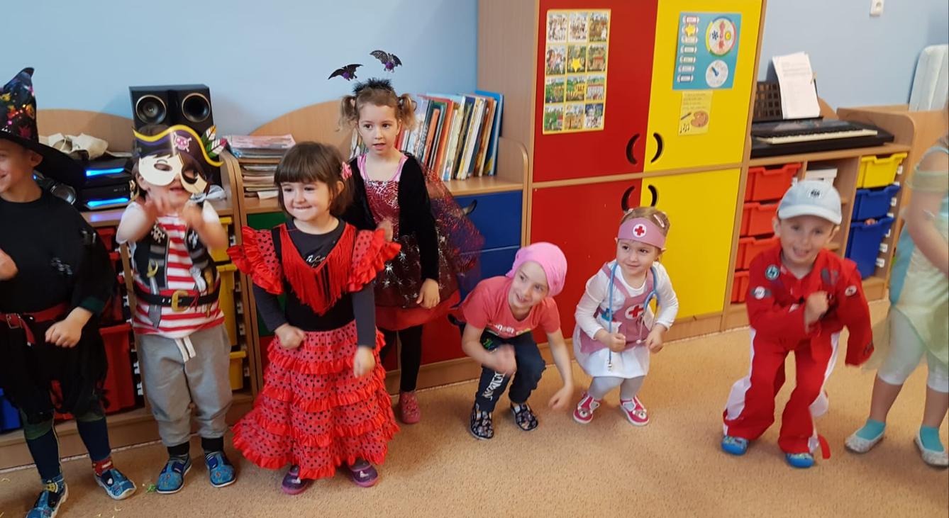 Karnevalové  dopoledne v MŠ :-) - 10