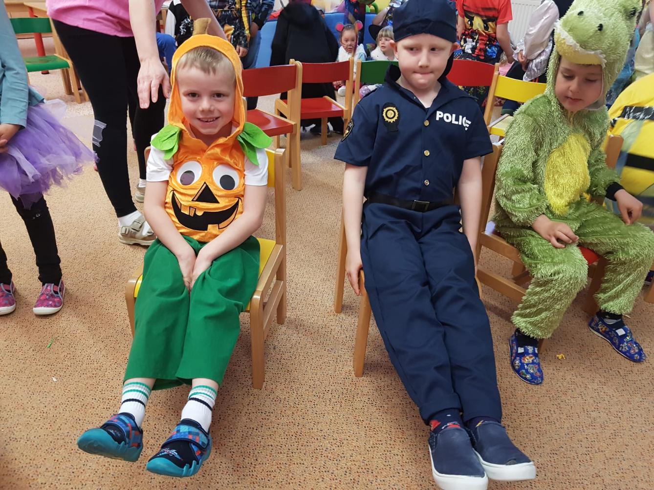 Karnevalové  dopoledne v MŠ :-) - 28