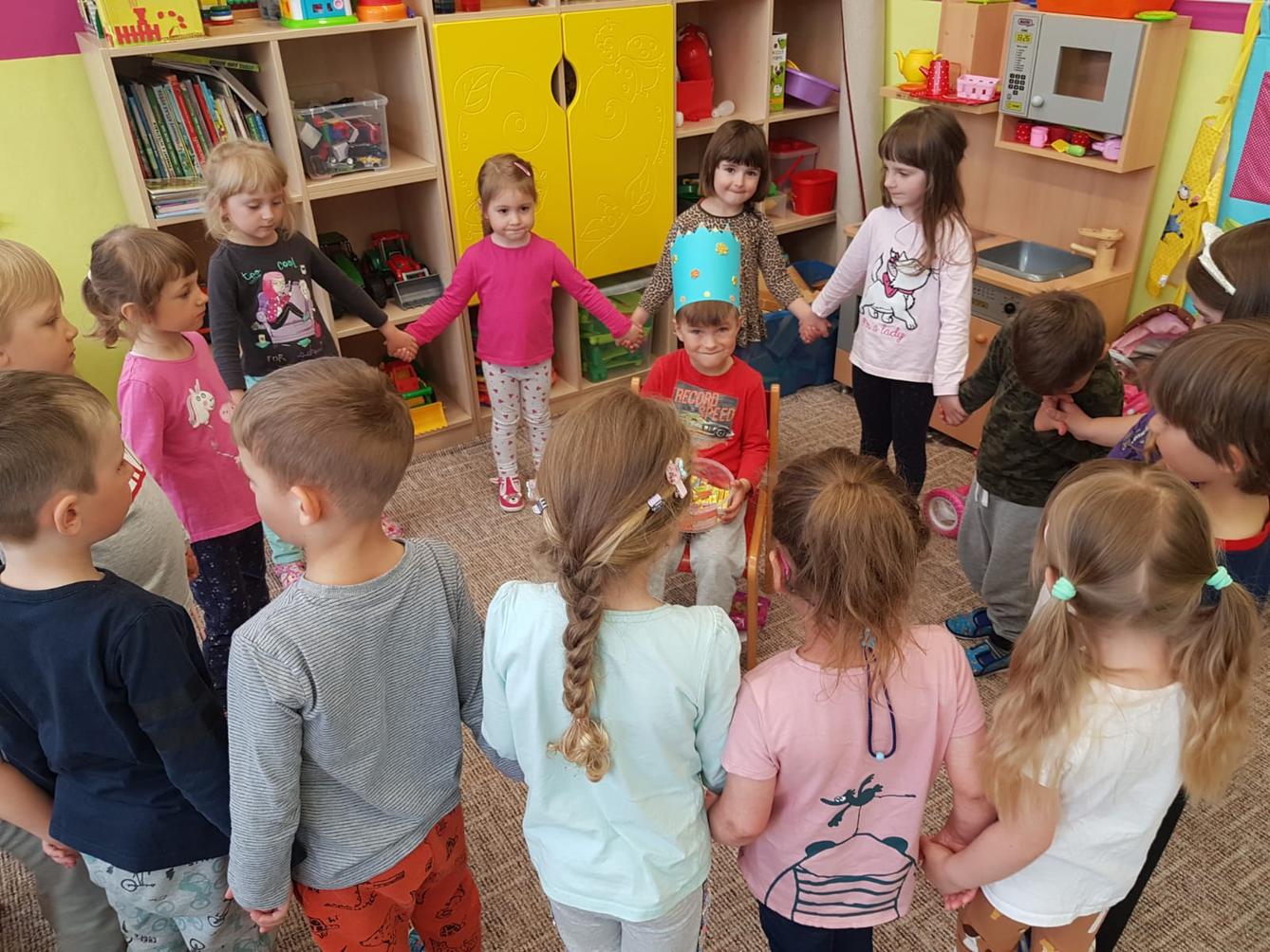 Broučci slaví: Martínek měl narozeniny - 2