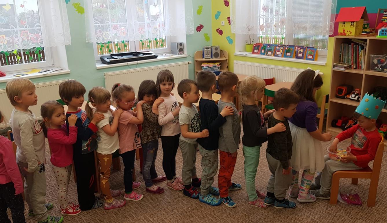 Broučci slaví: Martínek měl narozeniny - 6