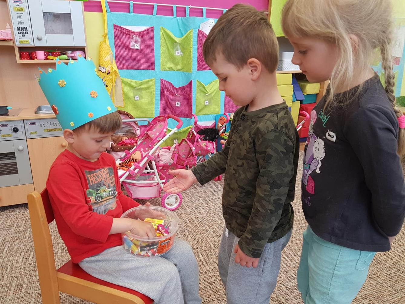 Broučci slaví: Martínek měl narozeniny - 7