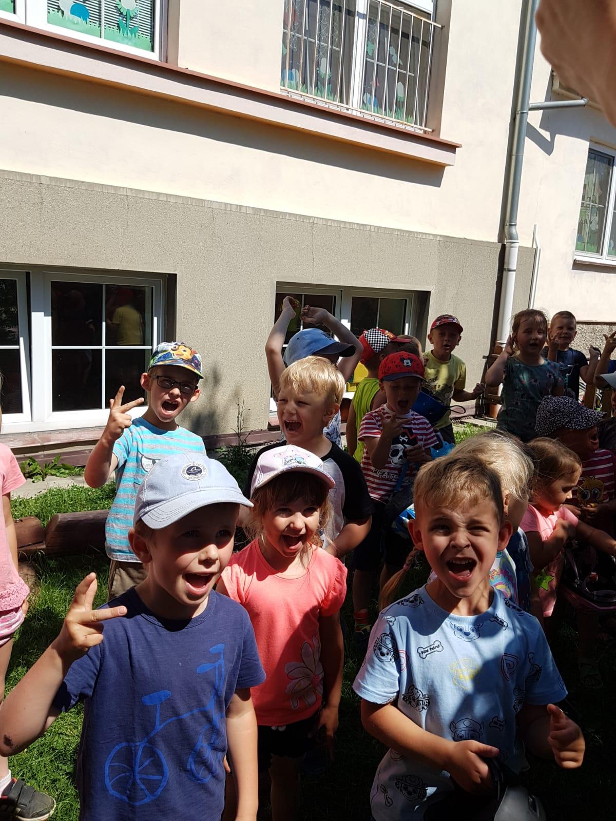 Broučci-autíčková školka, broučci+sovičky-kolojízda - 7