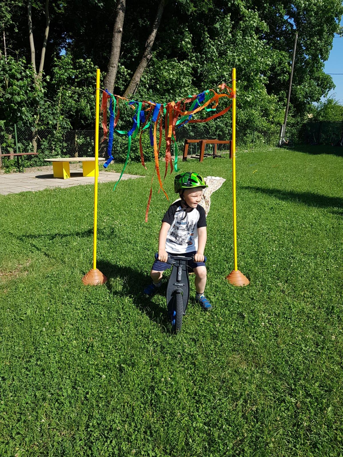 Broučci-autíčková školka, broučci+sovičky-kolojízda - 48