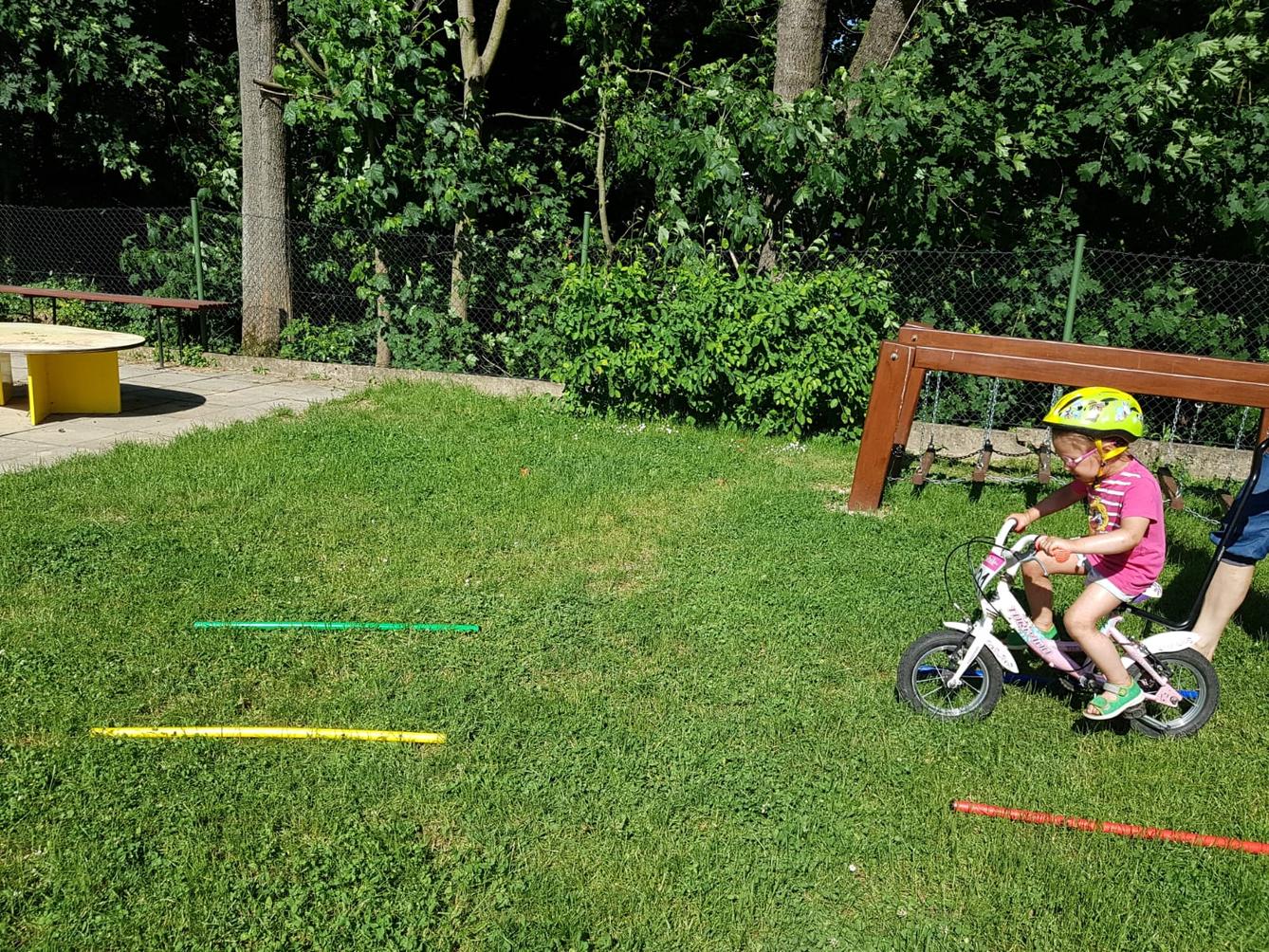 Broučci-autíčková školka, broučci+sovičky-kolojízda - 49