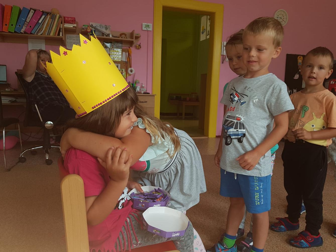 Slavíme: Julinka B. měla narozeniny :-) - 9