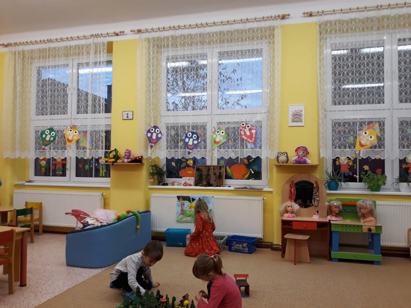 "Barevný svět kolem nás II." - podzimní dny v MŠ :-) - 6