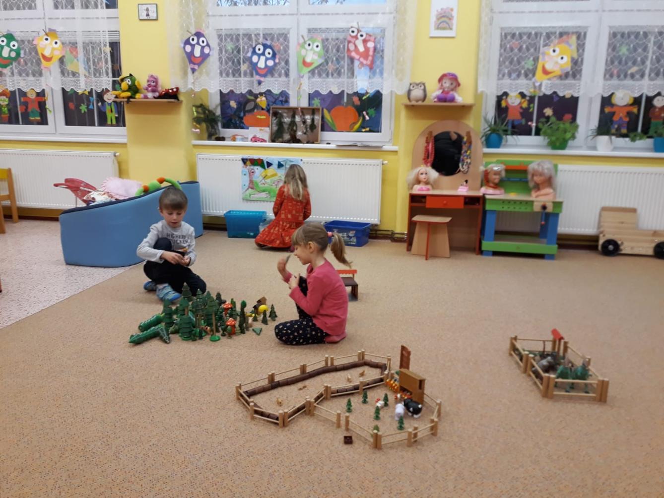 "Barevný svět kolem nás II." - podzimní dny v MŠ :-) - 7