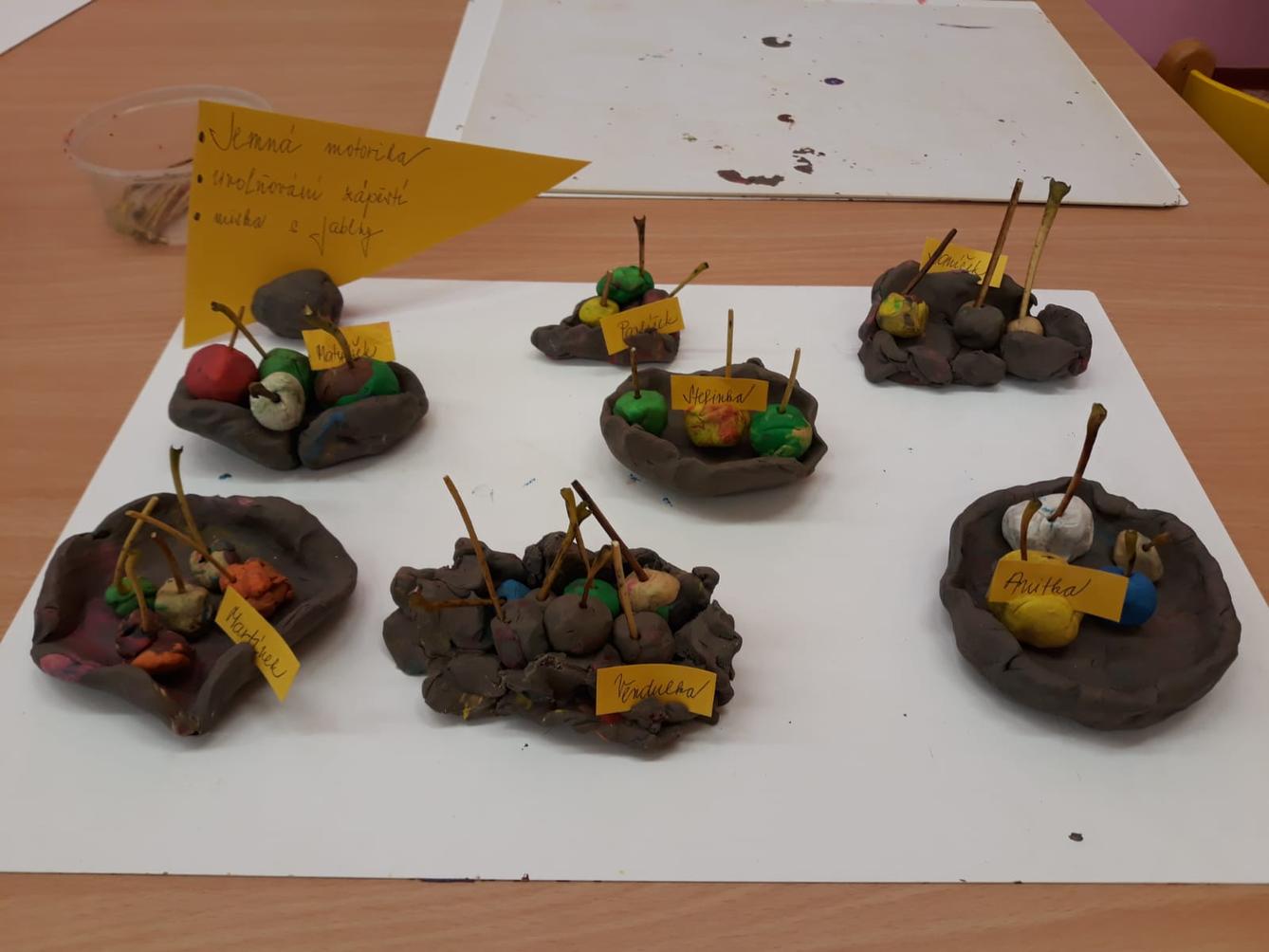 "Barevný svět kolem nás II." - podzimní dny v MŠ :-) - 22