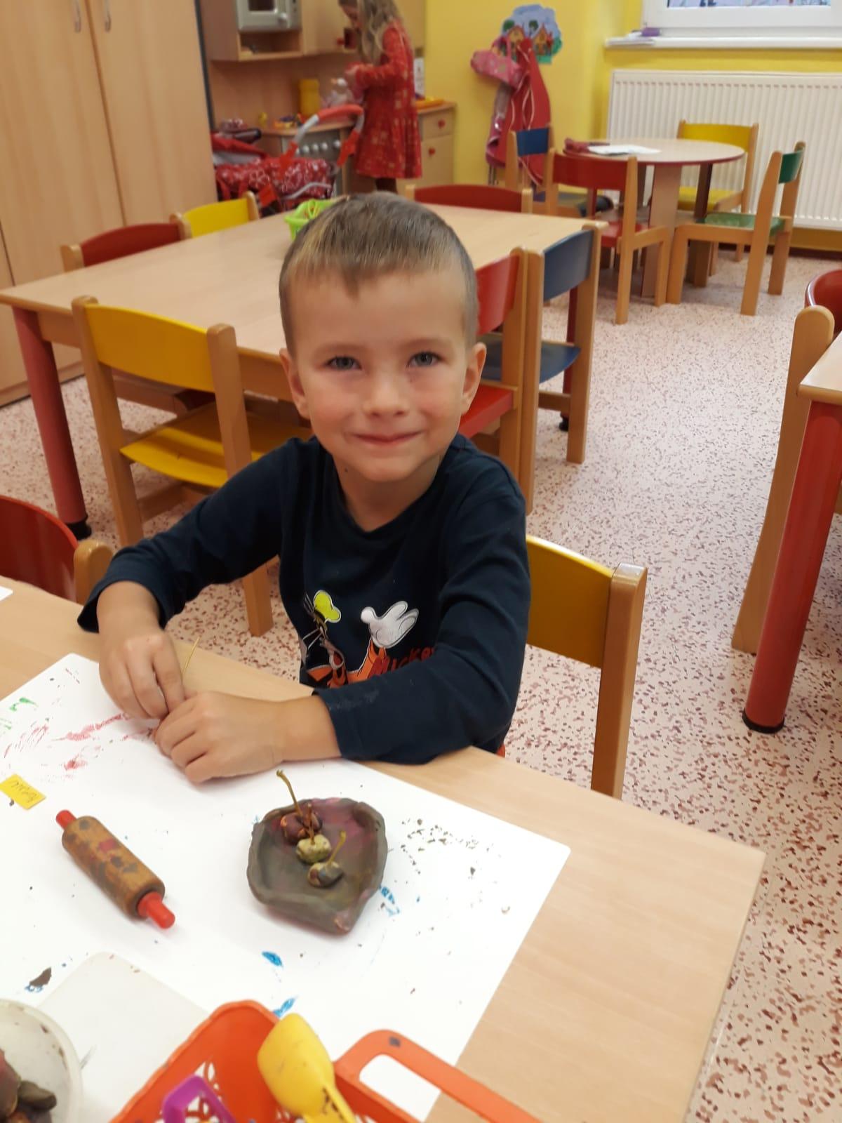 "Barevný svět kolem nás II." - podzimní dny v MŠ :-) - 23