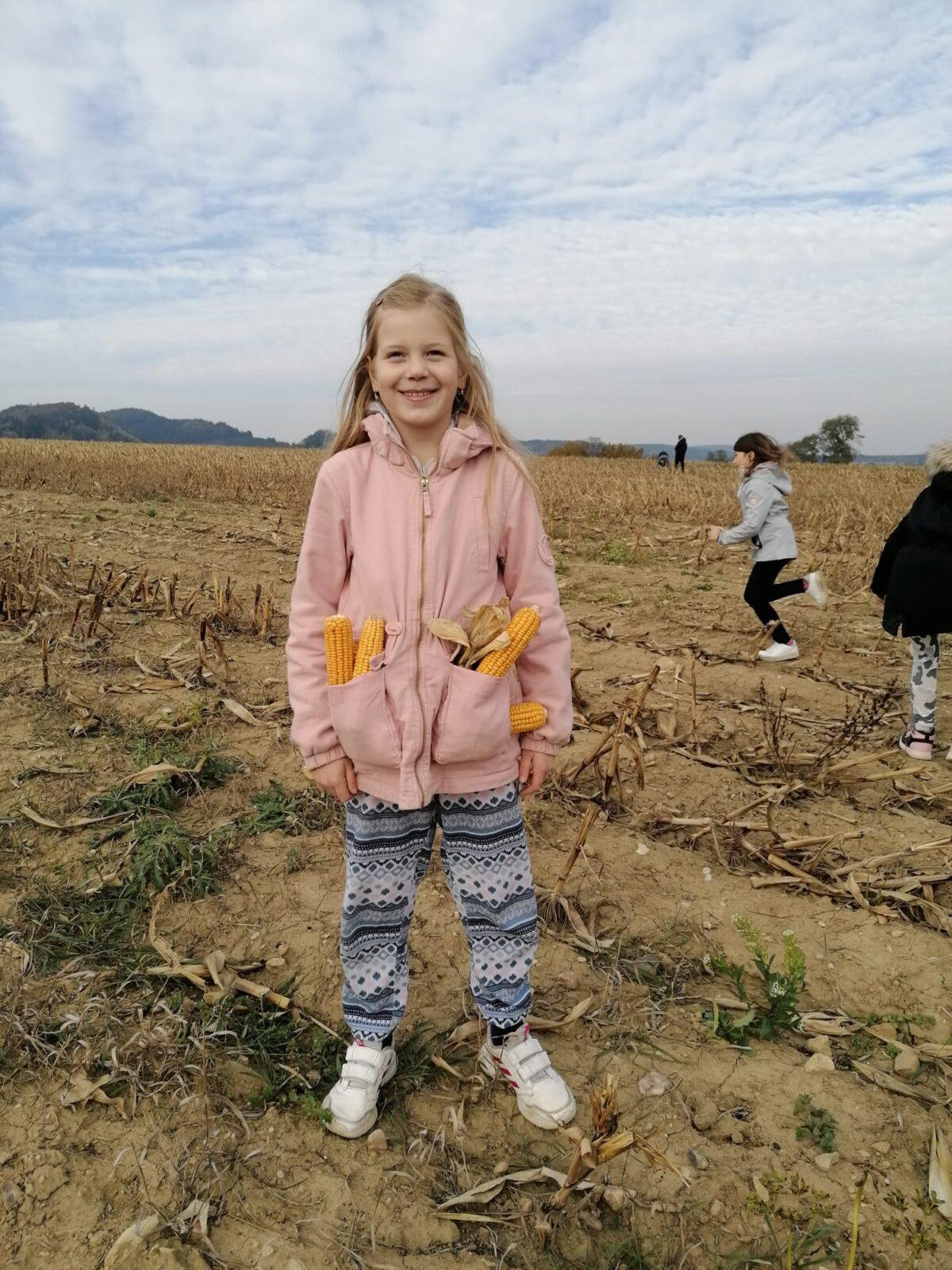 Netradiční hodiny TV - 8