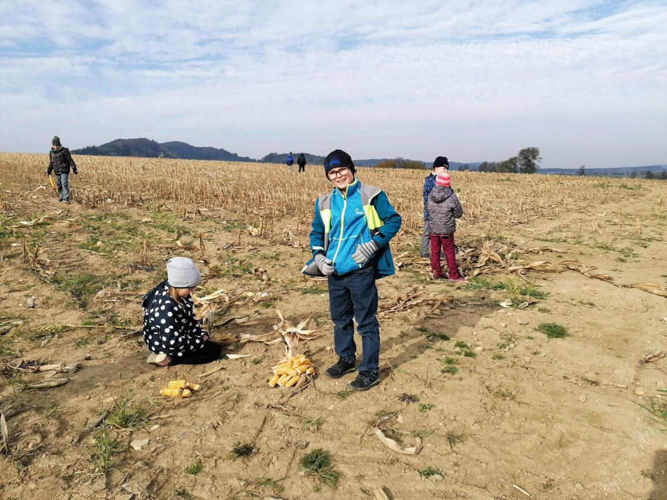 Netradiční hodiny TV - 10