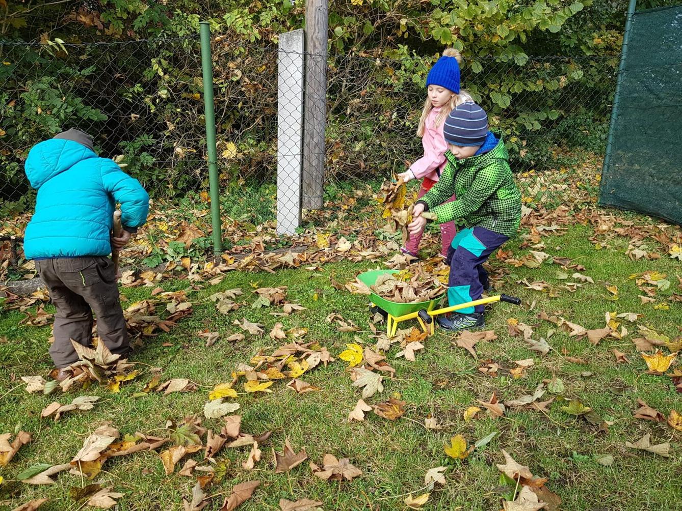 "Barevný svět kolem nás III." - podzim ve školce i na zahradě :-) - 2
