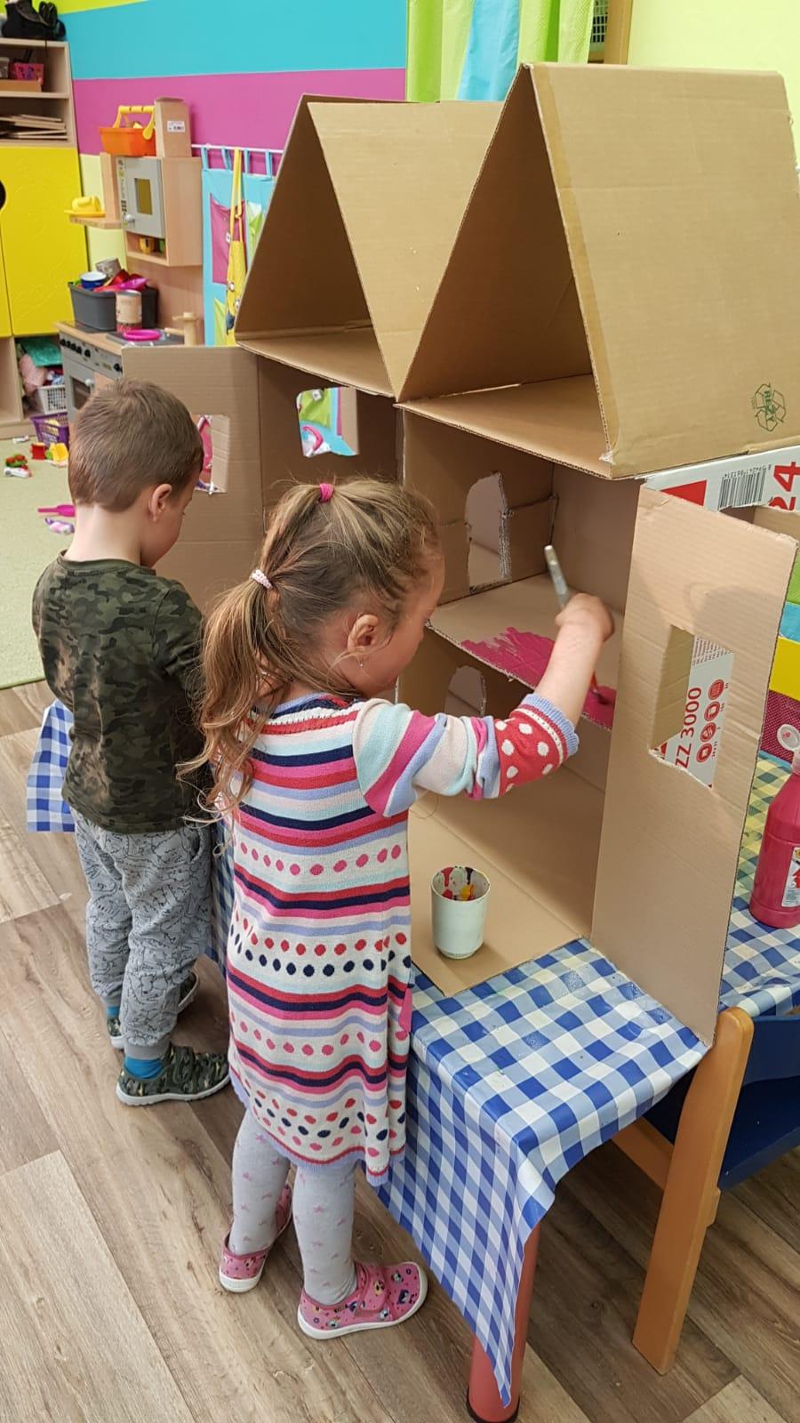 Broučci: vyrábíme domeček pro panenky :) - 5