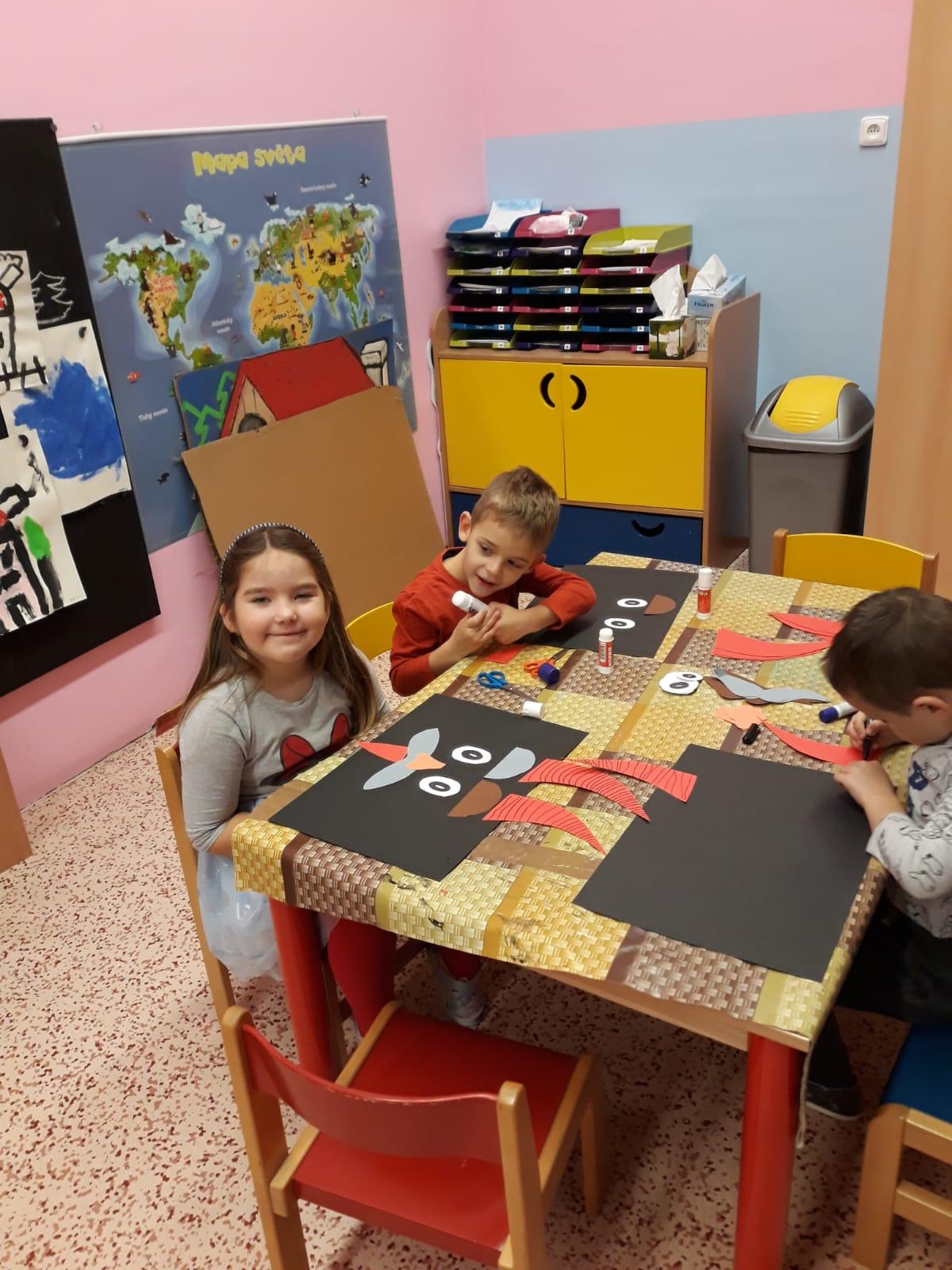 Tvořeníčko, tvoření: vyrábíme čertíky :-) - 1