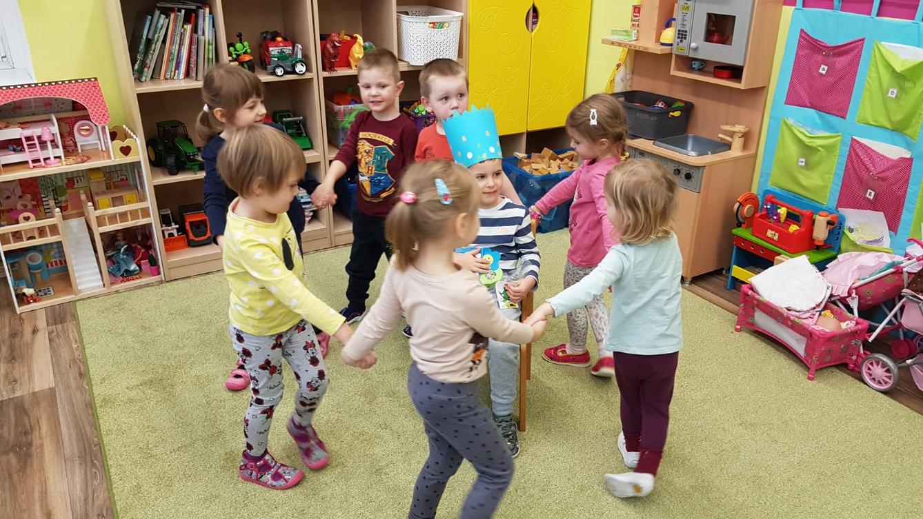 Broučci slaví: Toník měl narozeniny :-) - 4