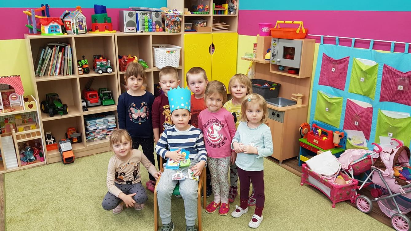 Broučci slaví: Toník měl narozeniny :-) - 5