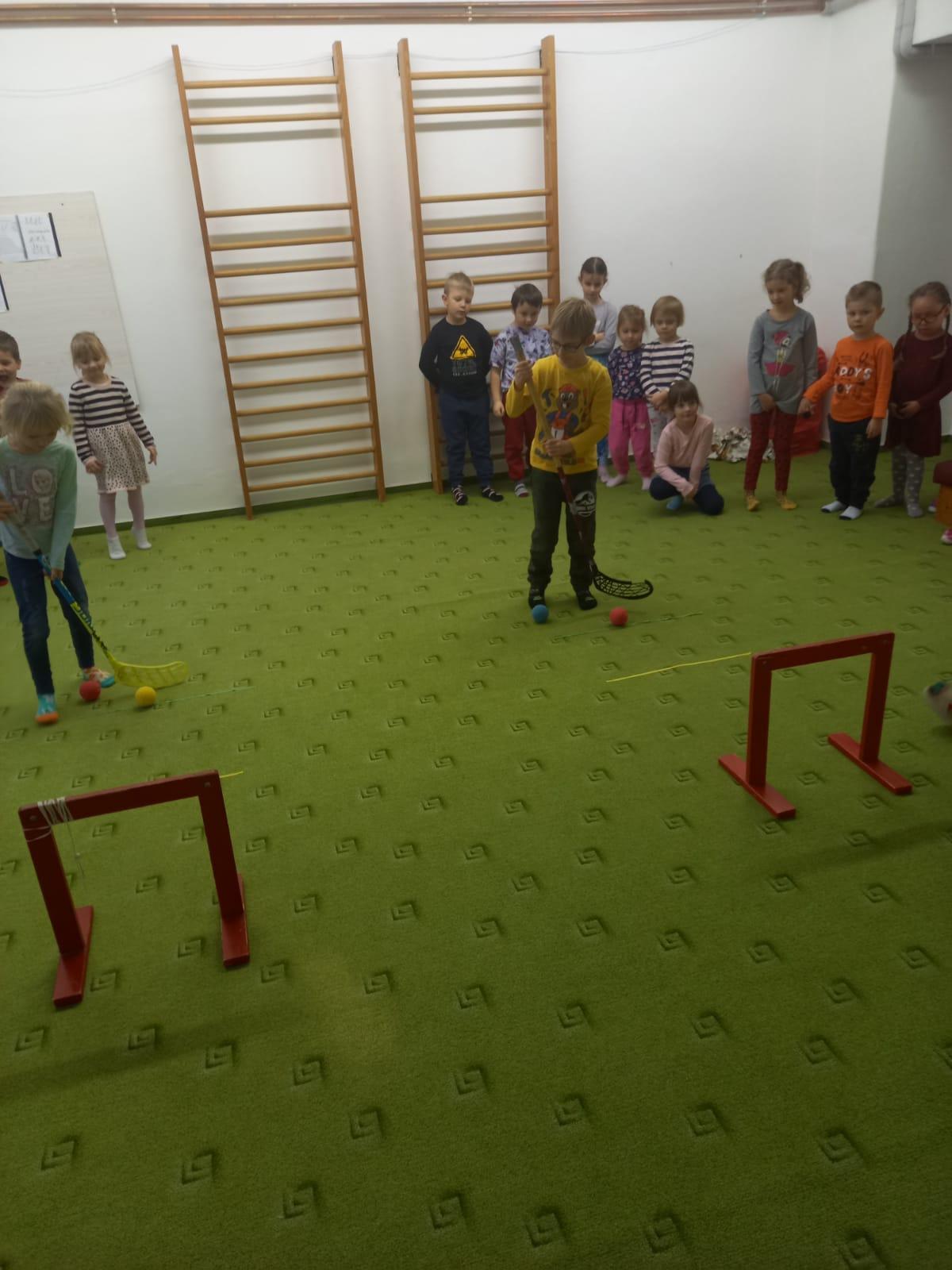 Broučci a Sovičky: "Olympiáda v MŠ" (II.) :-) - 31