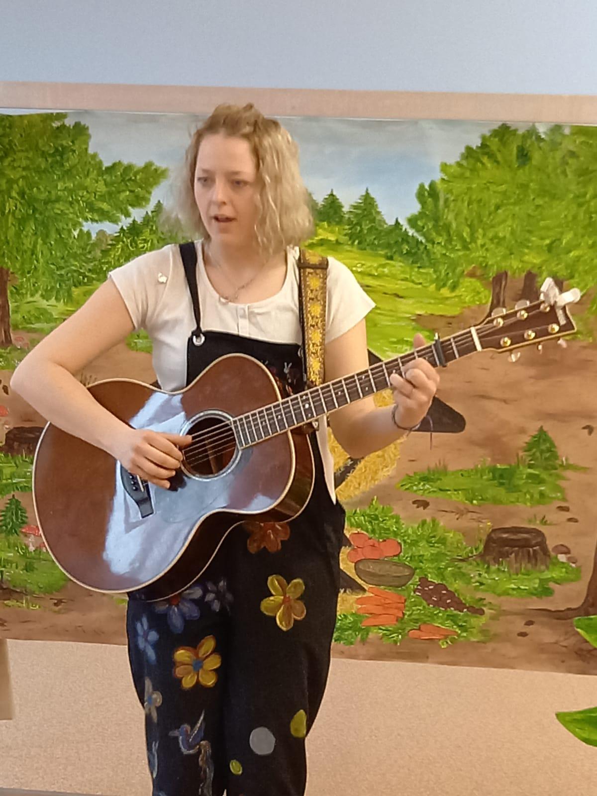 Divadlo v mš - "s Bohoušem po lese" - 3