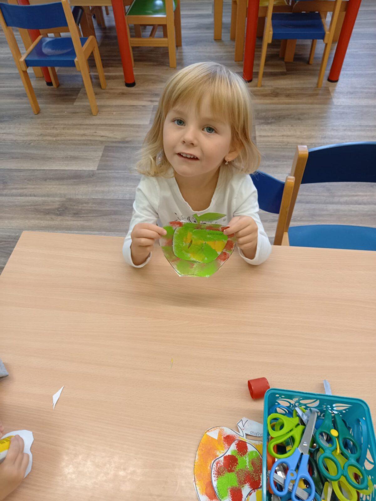 Tvořeníčko, tvoření: "Čas Jablíčkové vůně" - Broučci :-) - 4