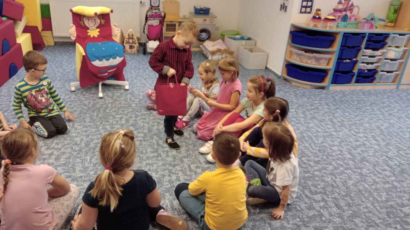 Páťa slaví narozeniny - 4