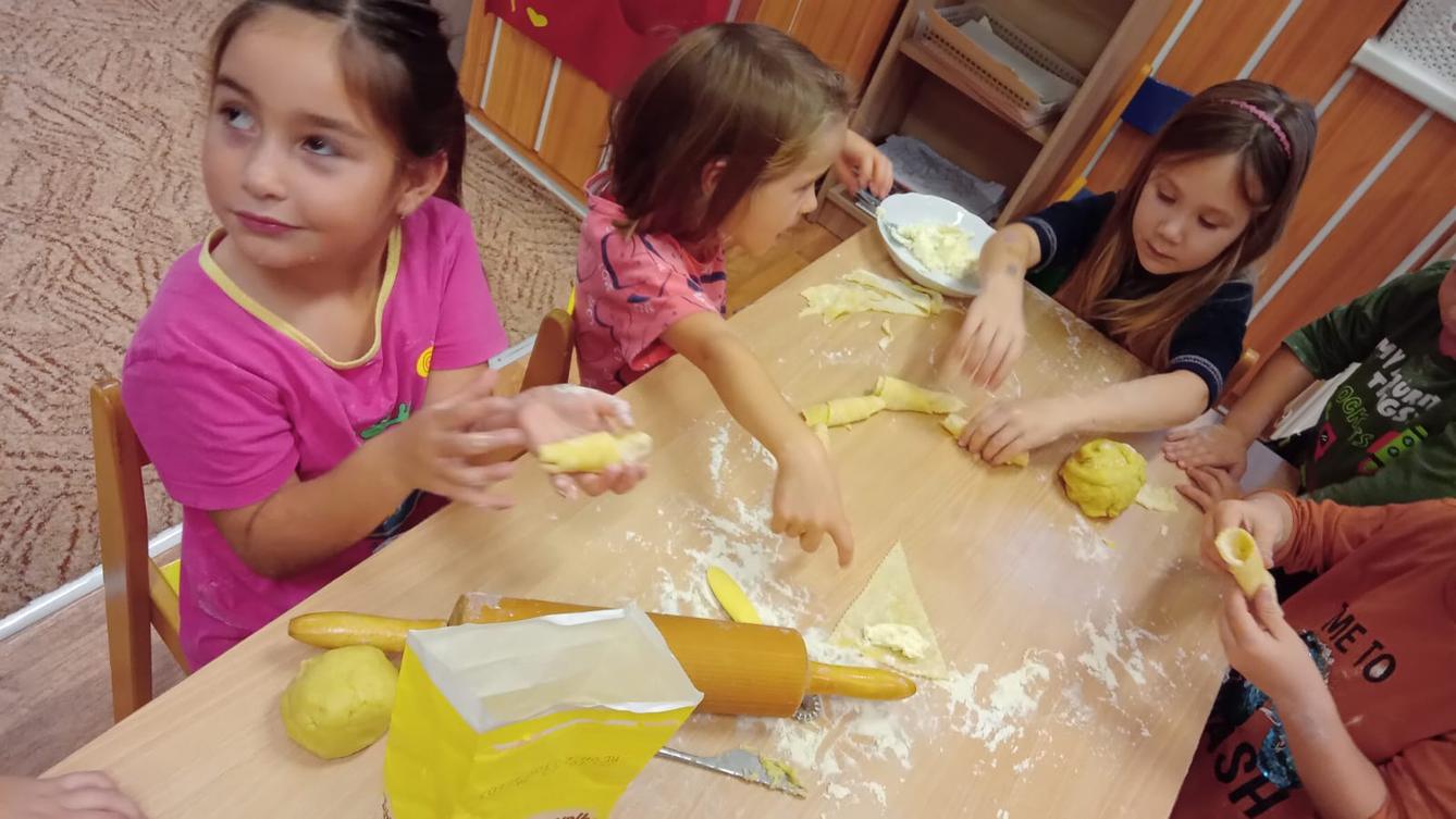 PEČEME SVATOMARTINSKÉ ROHLÍČKY - 11