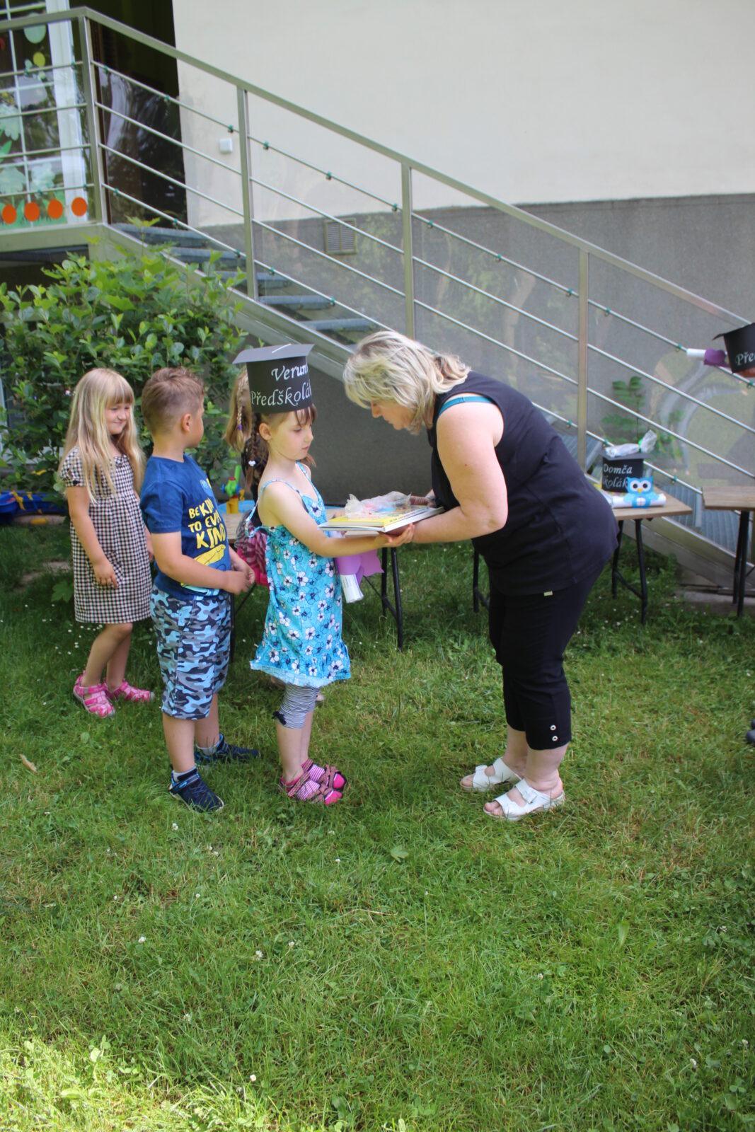 broučci+sovičky-loučení s předškoláky - 25