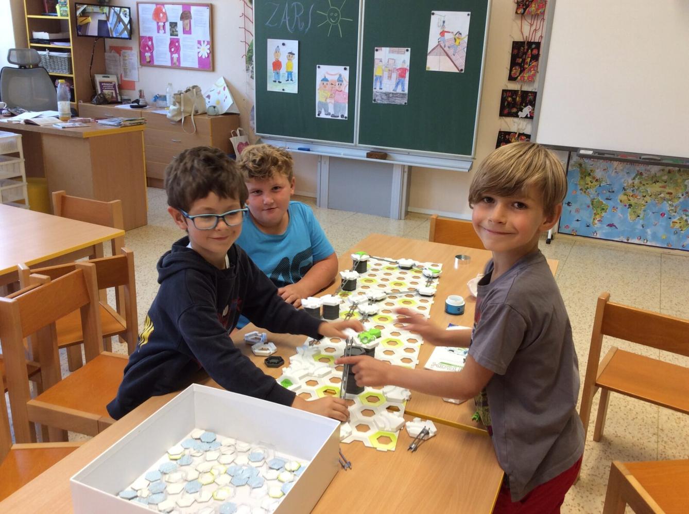 Vítáme naše prvňáčky a všechny děti ve družince*** - 8