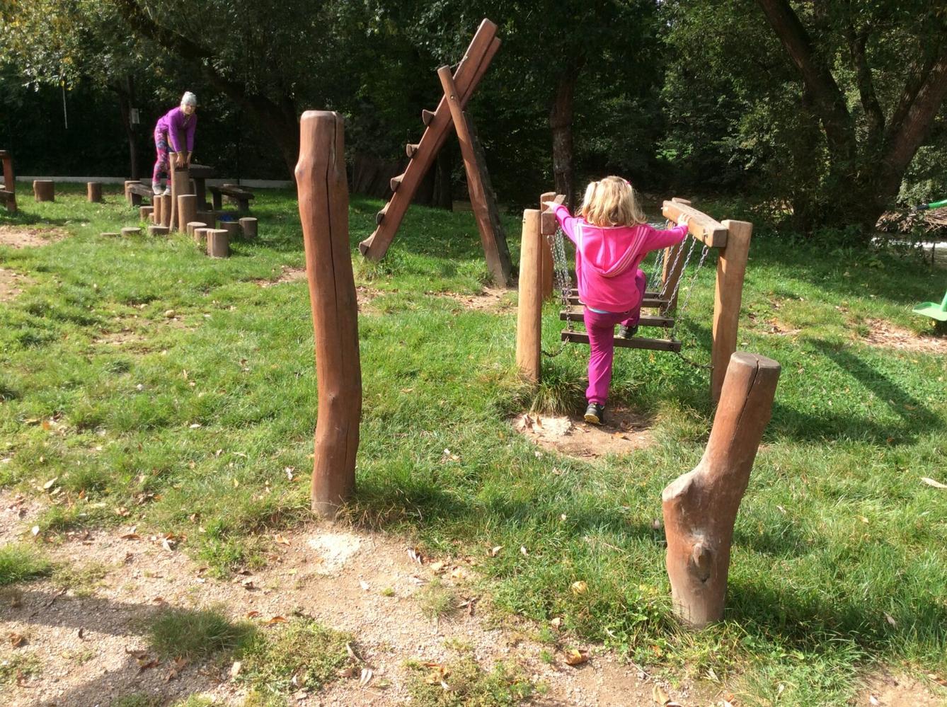 Turistický kroužek - TLAPKY - 44