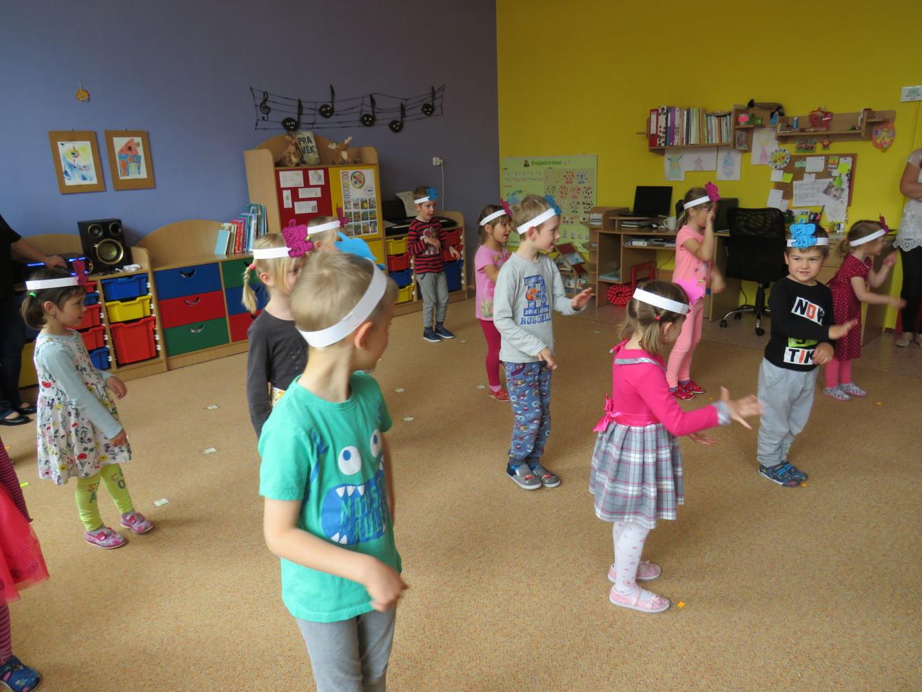 Besídka ke Dni matek - 27