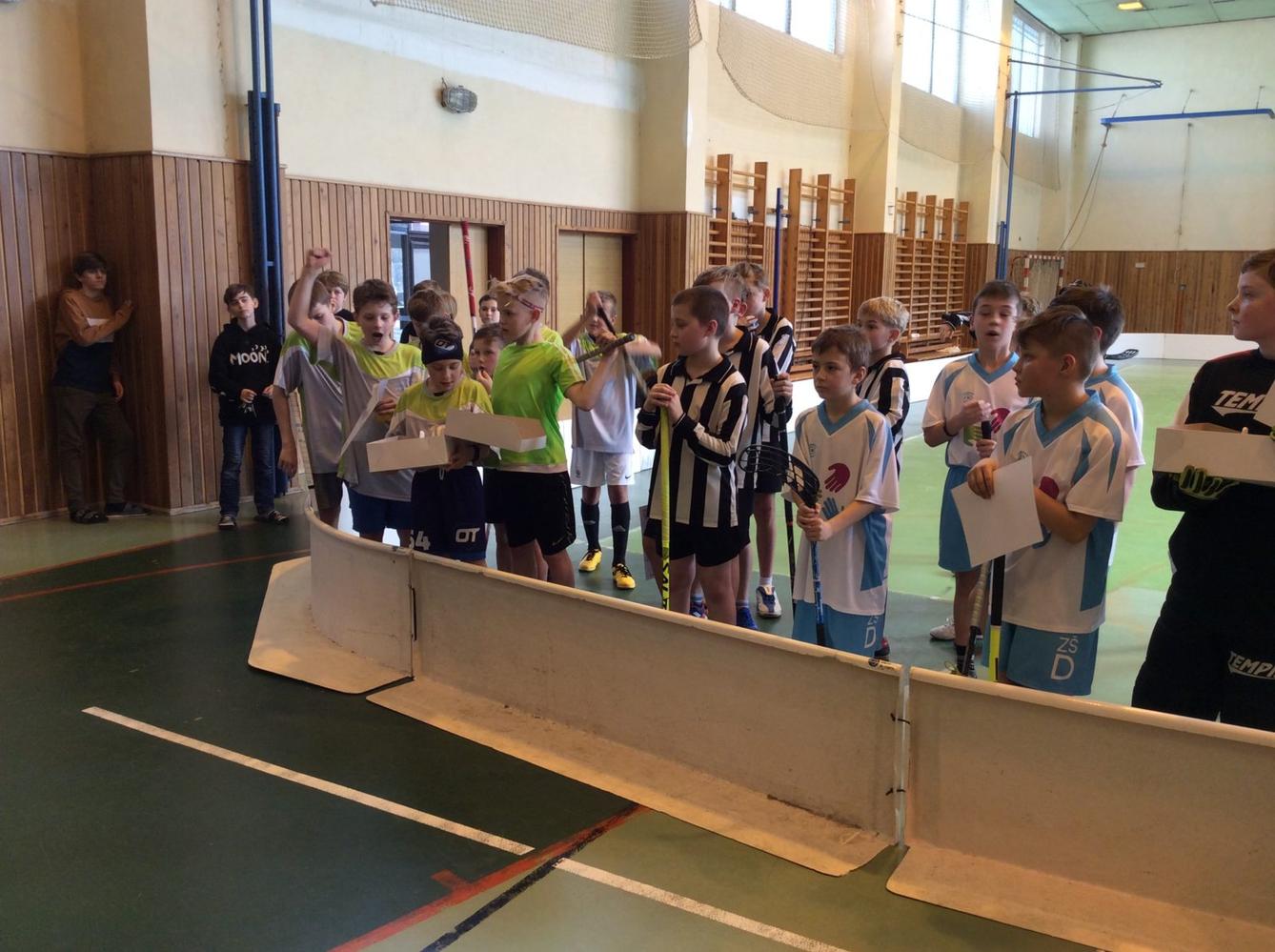 Vítězství a postup nejmladších florbalistů - 5